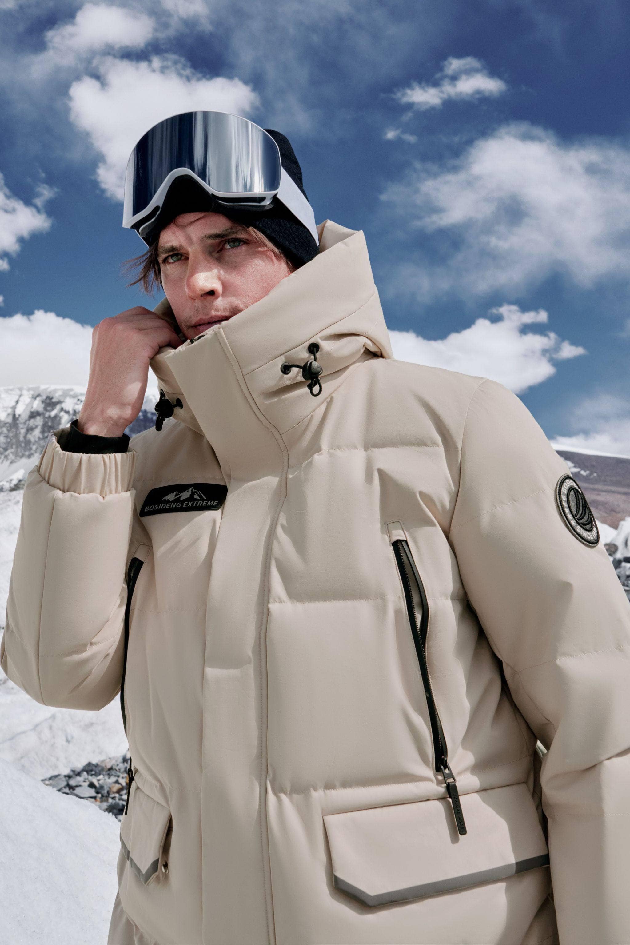 Light Extreme Neutral Goose DownParka2320 - Image 4