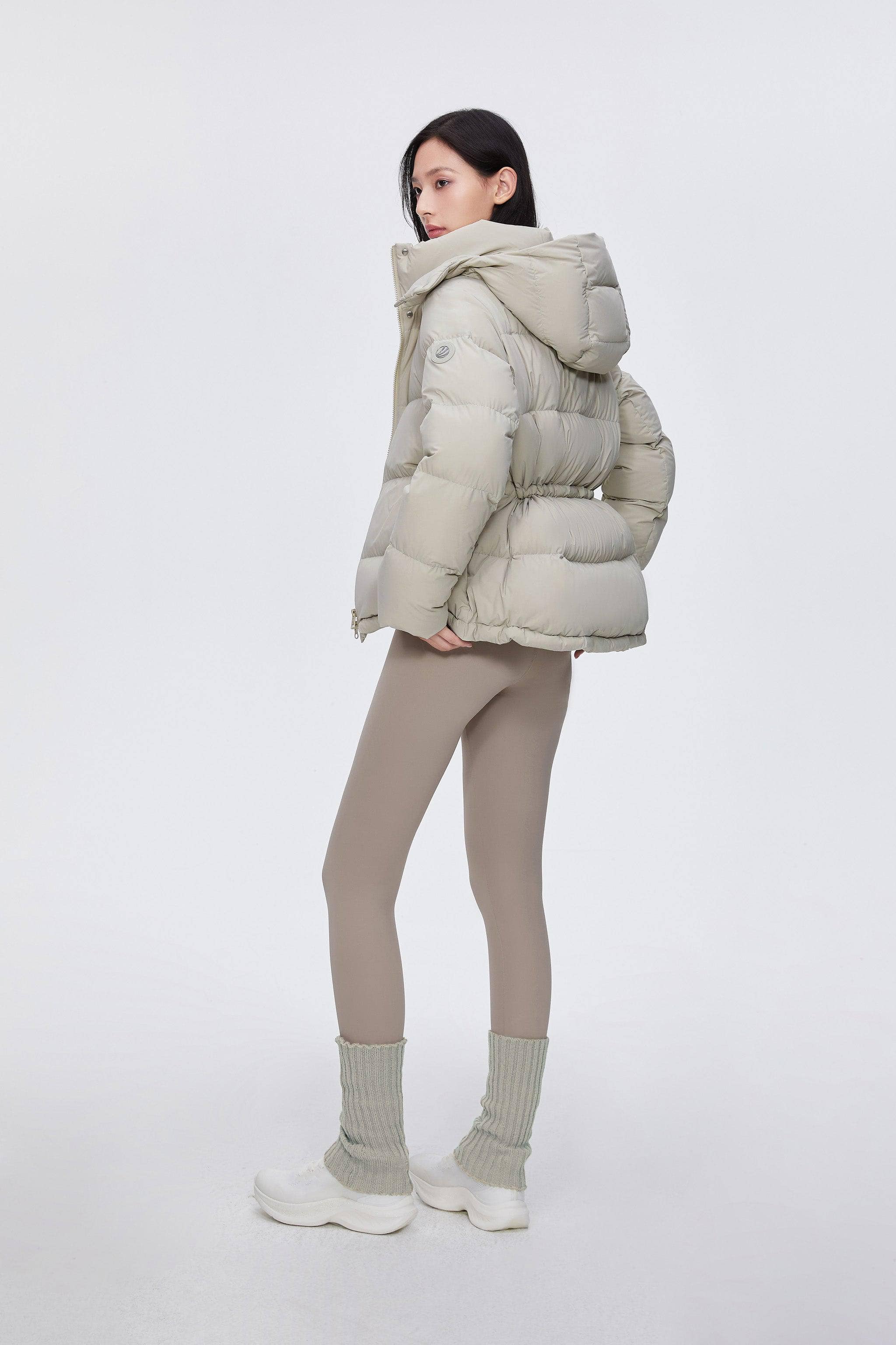 Comfy Women's Down Jacket With Detachable Hood - Image 20