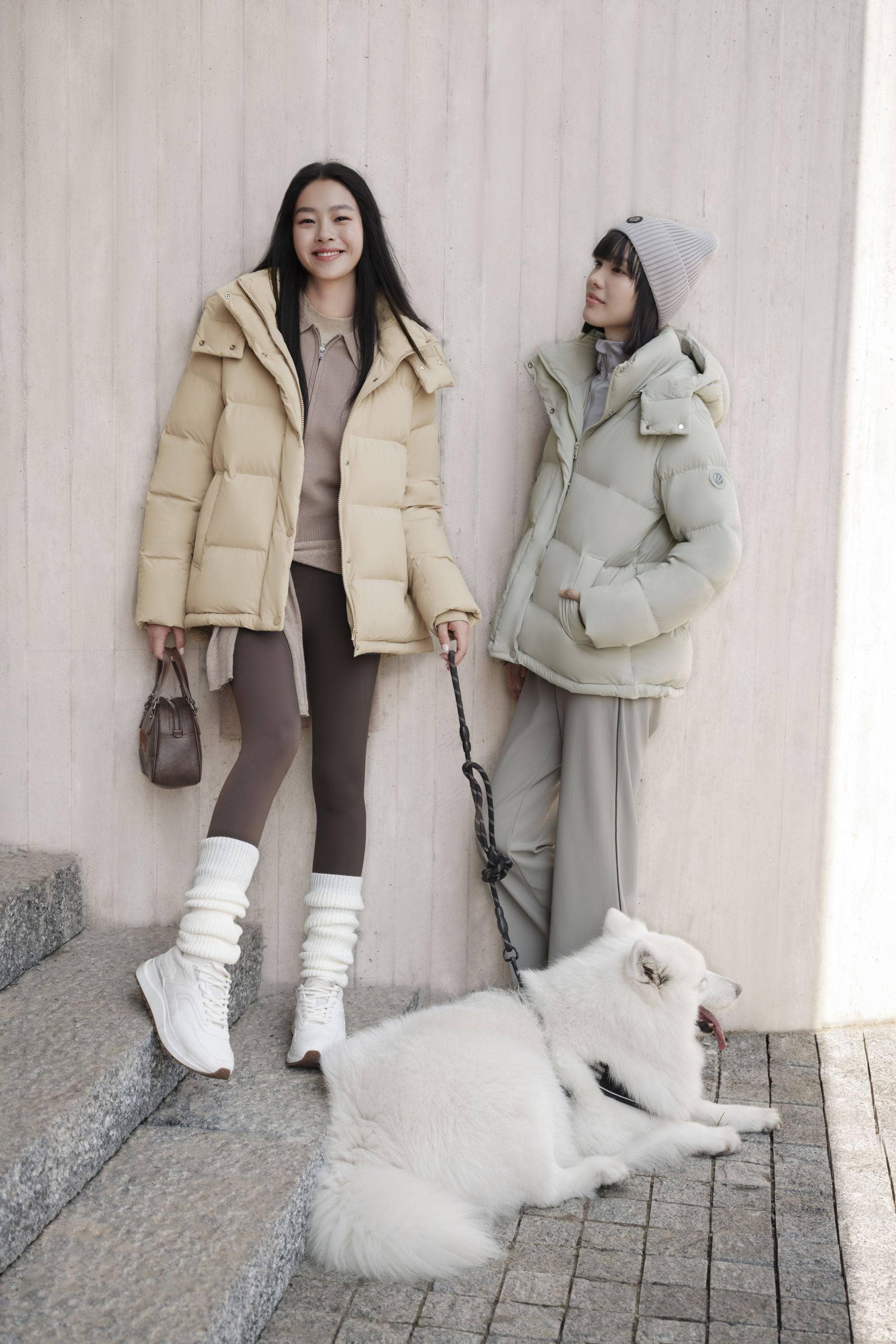 Comfy Women's Down Jacket With Detachable Hood - Image 6