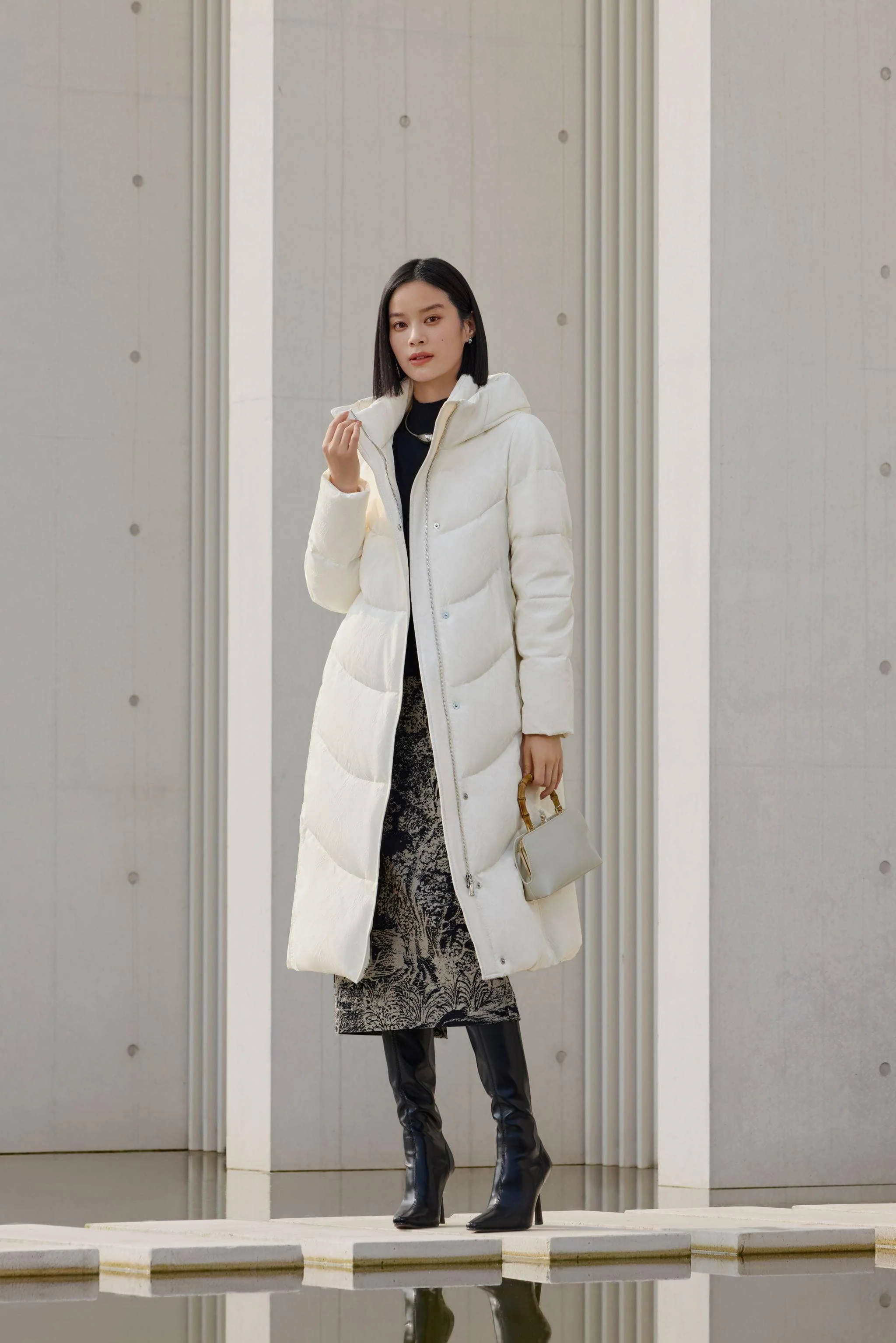 Eastern Aesthetic Women's Goose Down Coat - Image 11