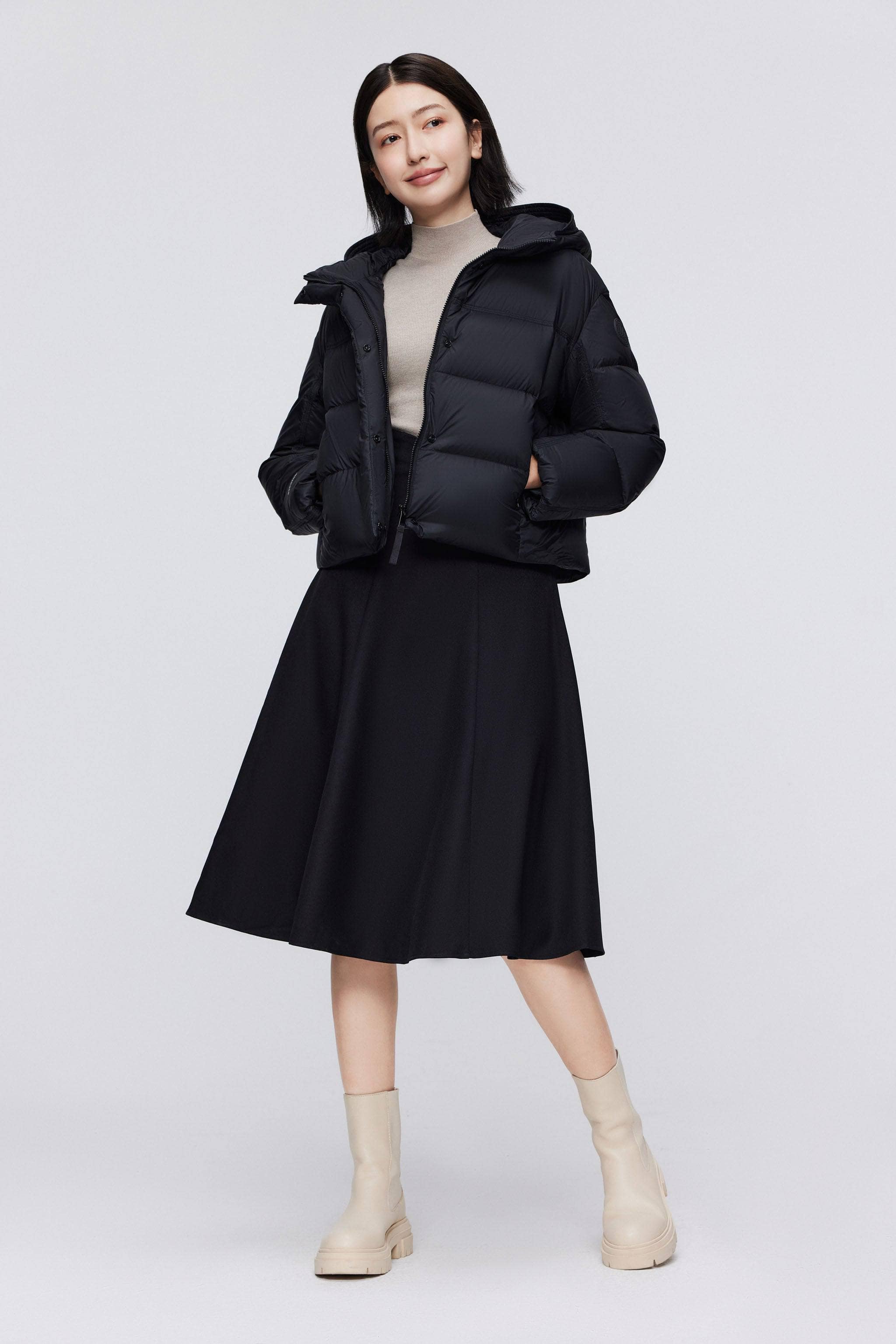 Feel the Cloud Bold Down Jacket - Image 13