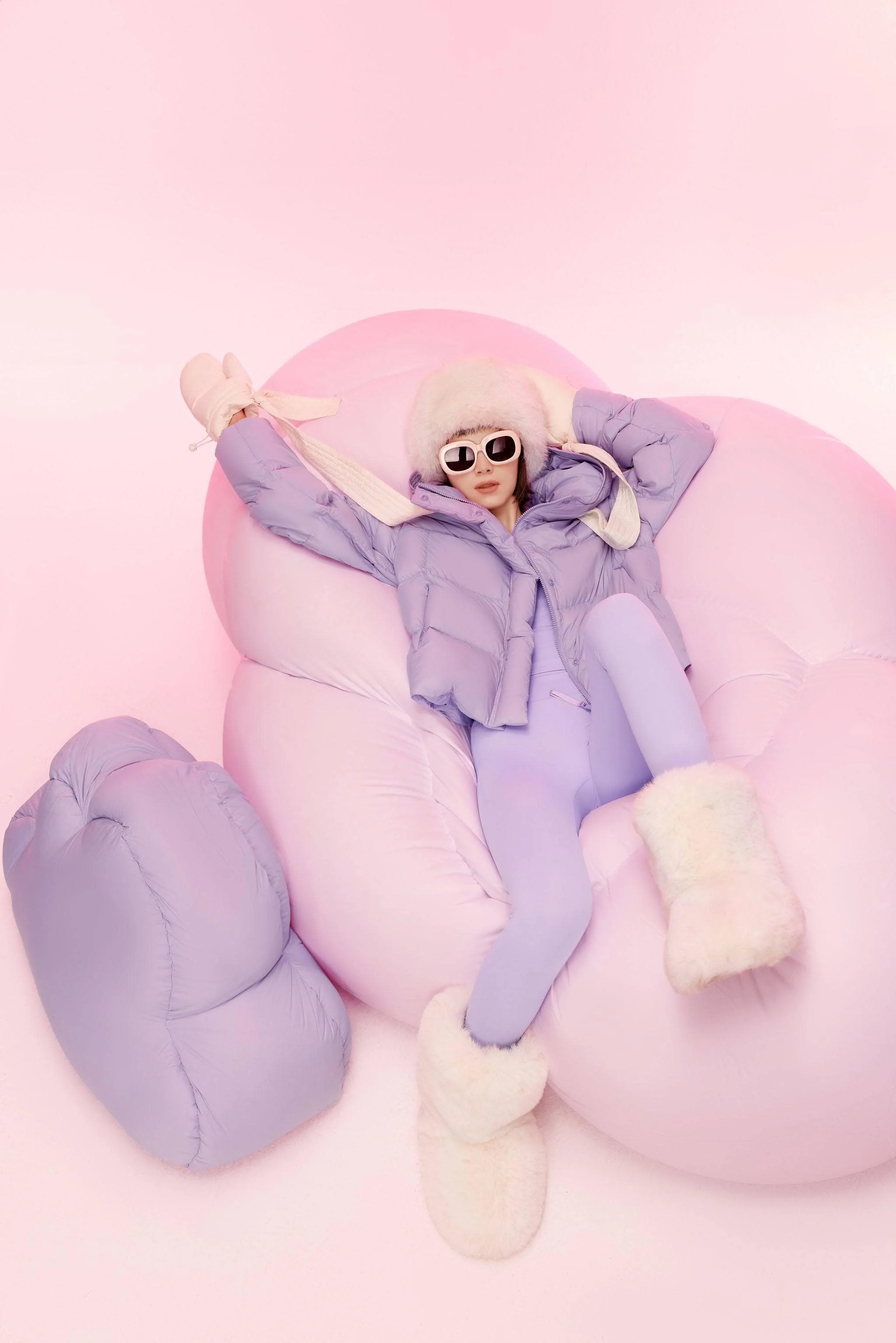 Feel the Cloud Bold Down Jacket - Image 7