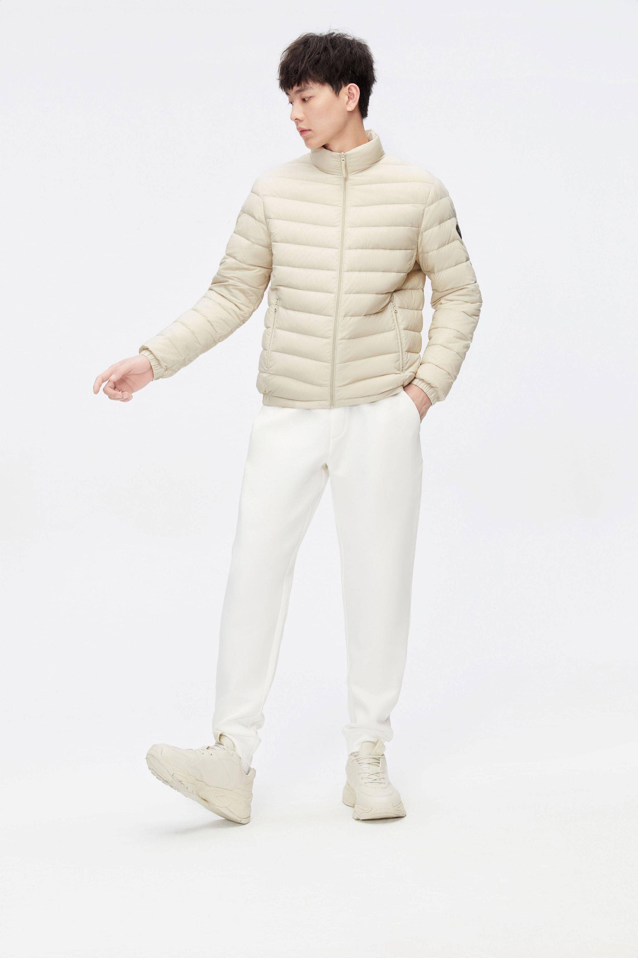 Mens Packable Ultralight Down Jacket - Image 17