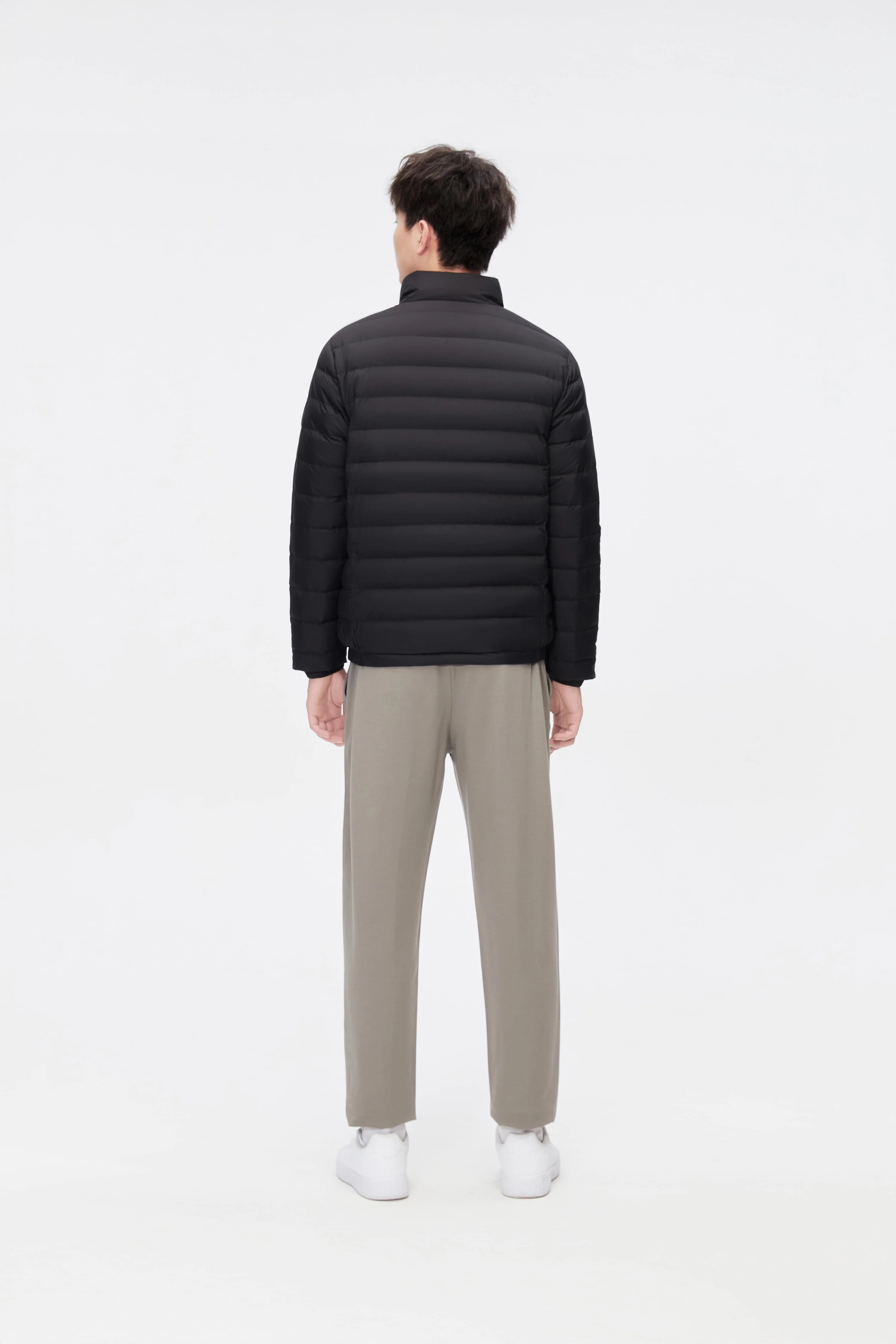 Mens Packable Ultralight Down Jacket - Image 4