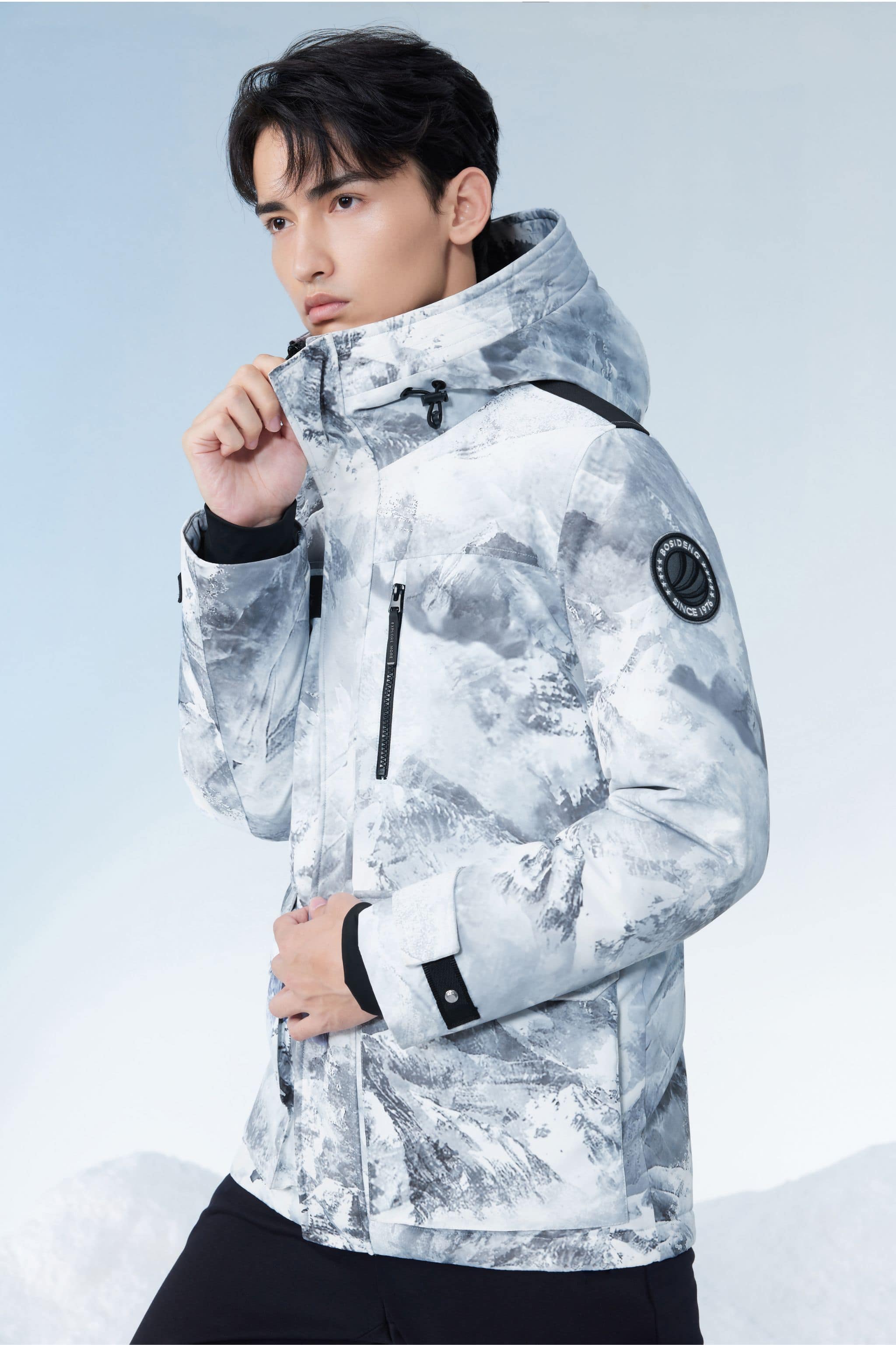 Extreme Short Goose Down Jacket With Hood - Image 17