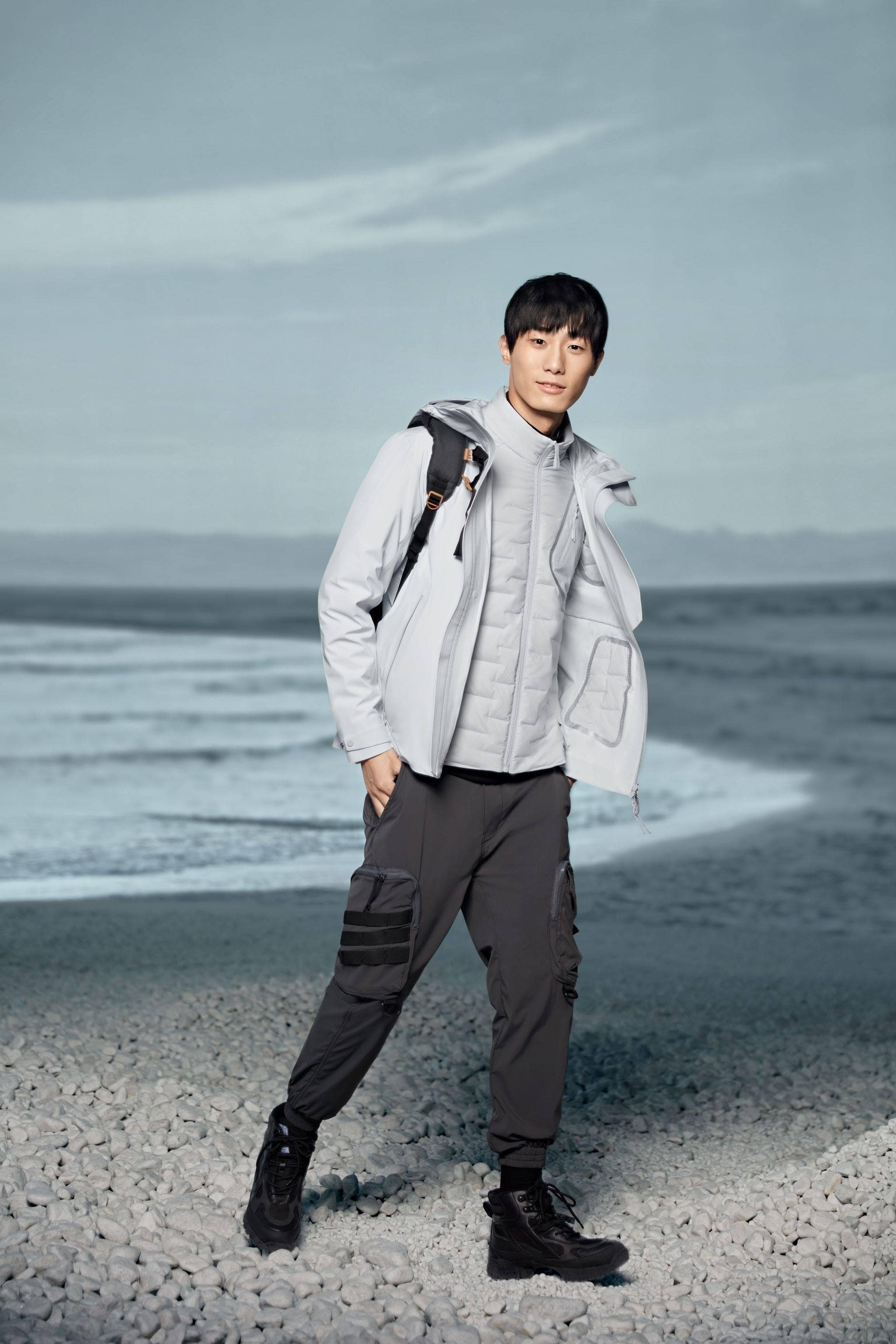 Short Hooded Goose Down Jacket - Image 13