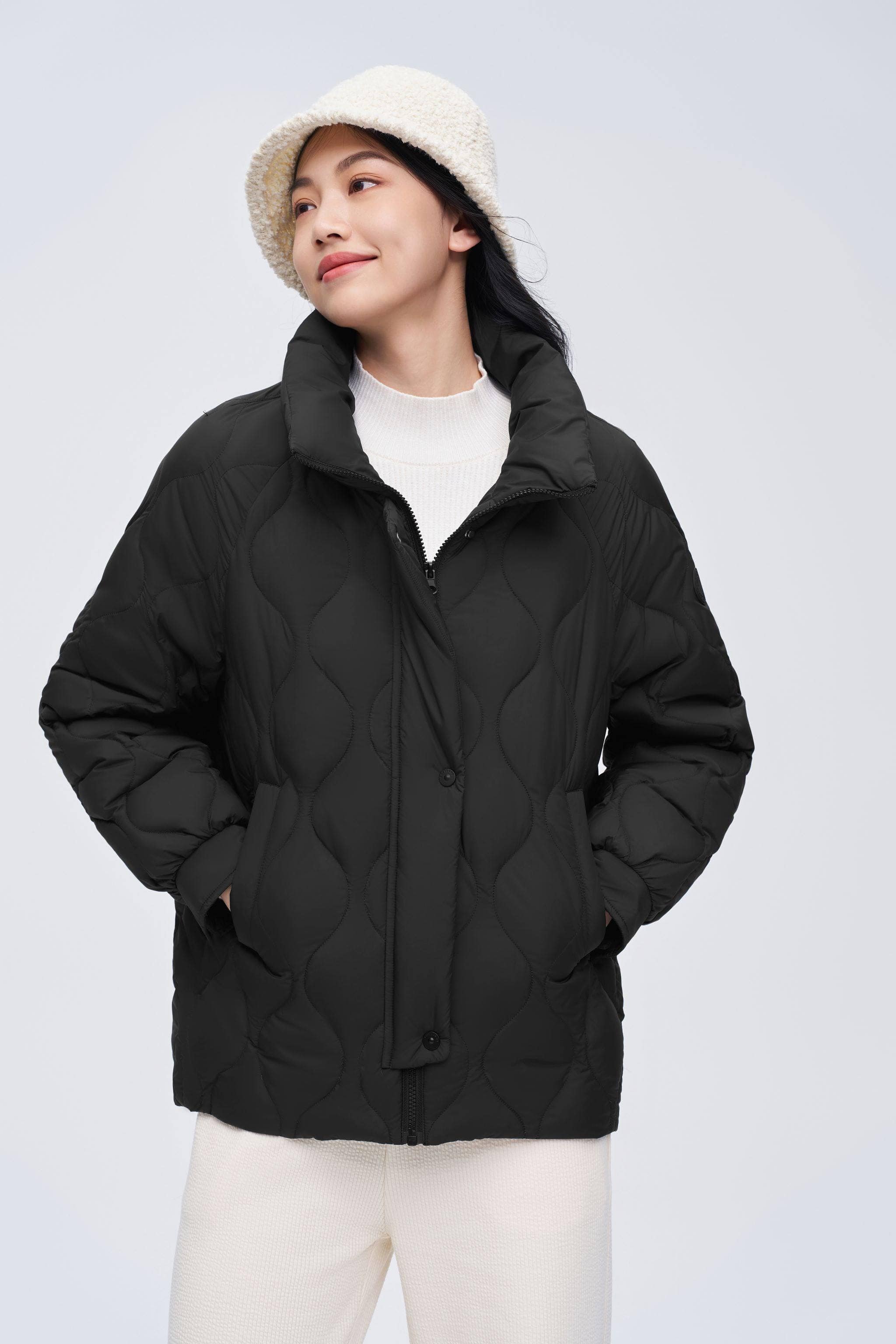 Women's Contrast Piping Weightless Down Jacket - Image 13