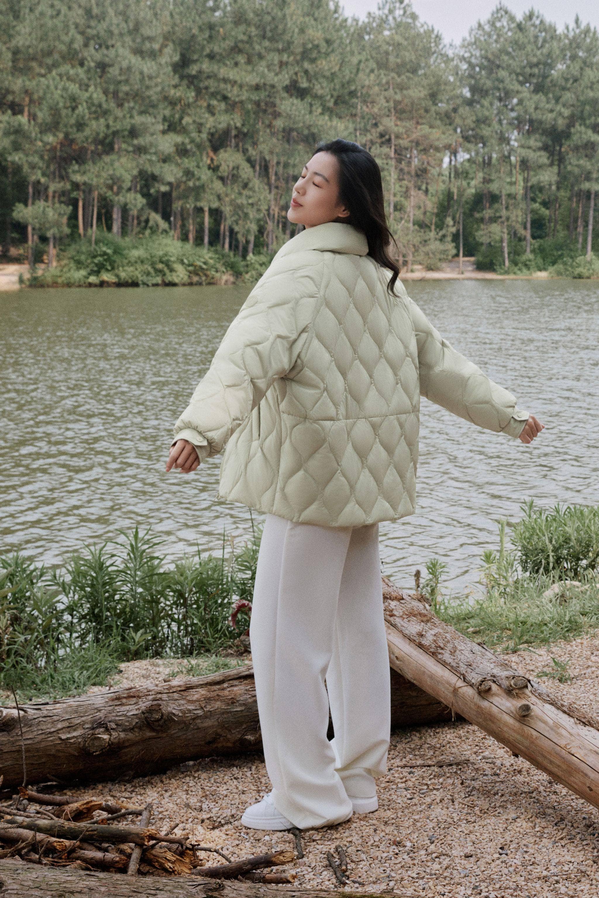 Women's Contrast Piping Weightless Down Jacket - Image 21