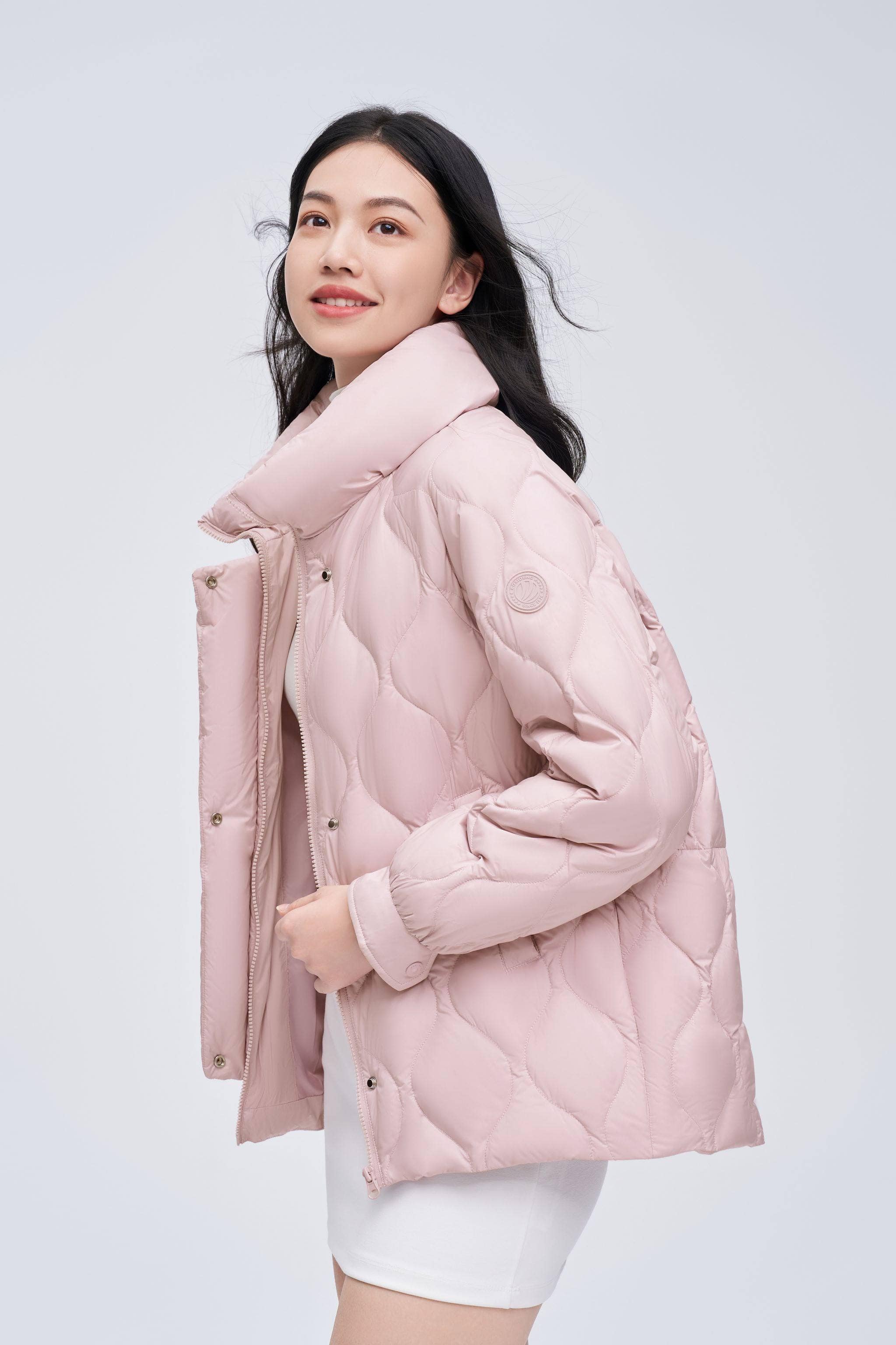 Women's Contrast Piping Weightless Down Jacket - Image 9