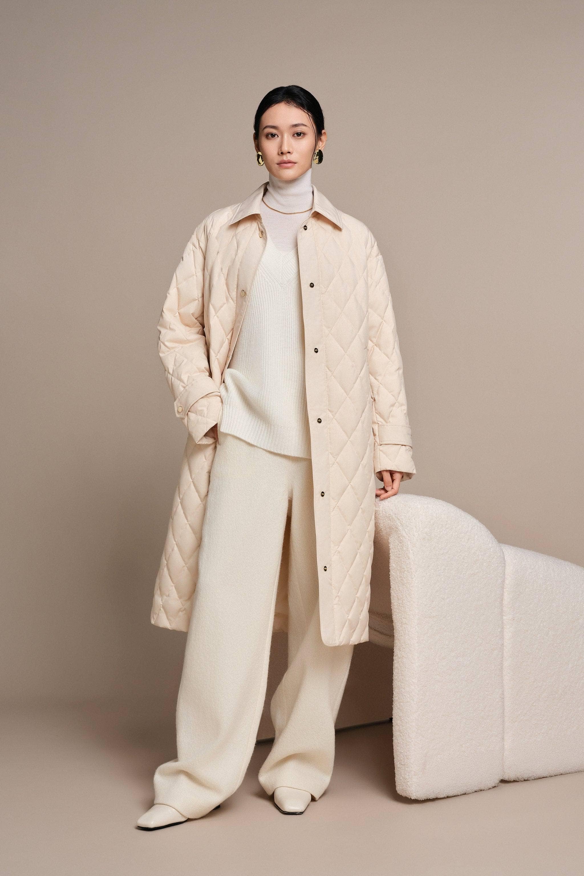 Women's Full Length Goose Down Quilted Jacket - Image 18