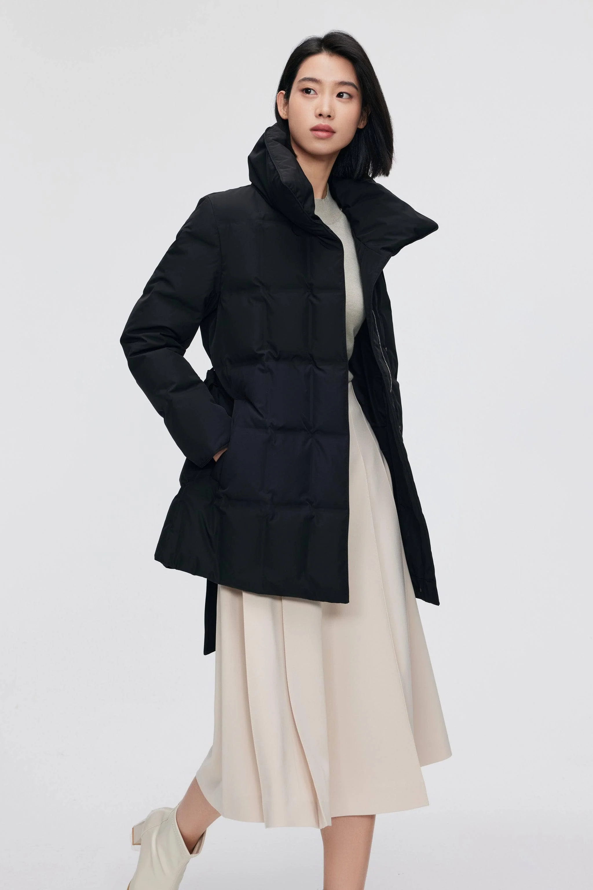 Women's Goose Down Jacket 4148 - Image 10