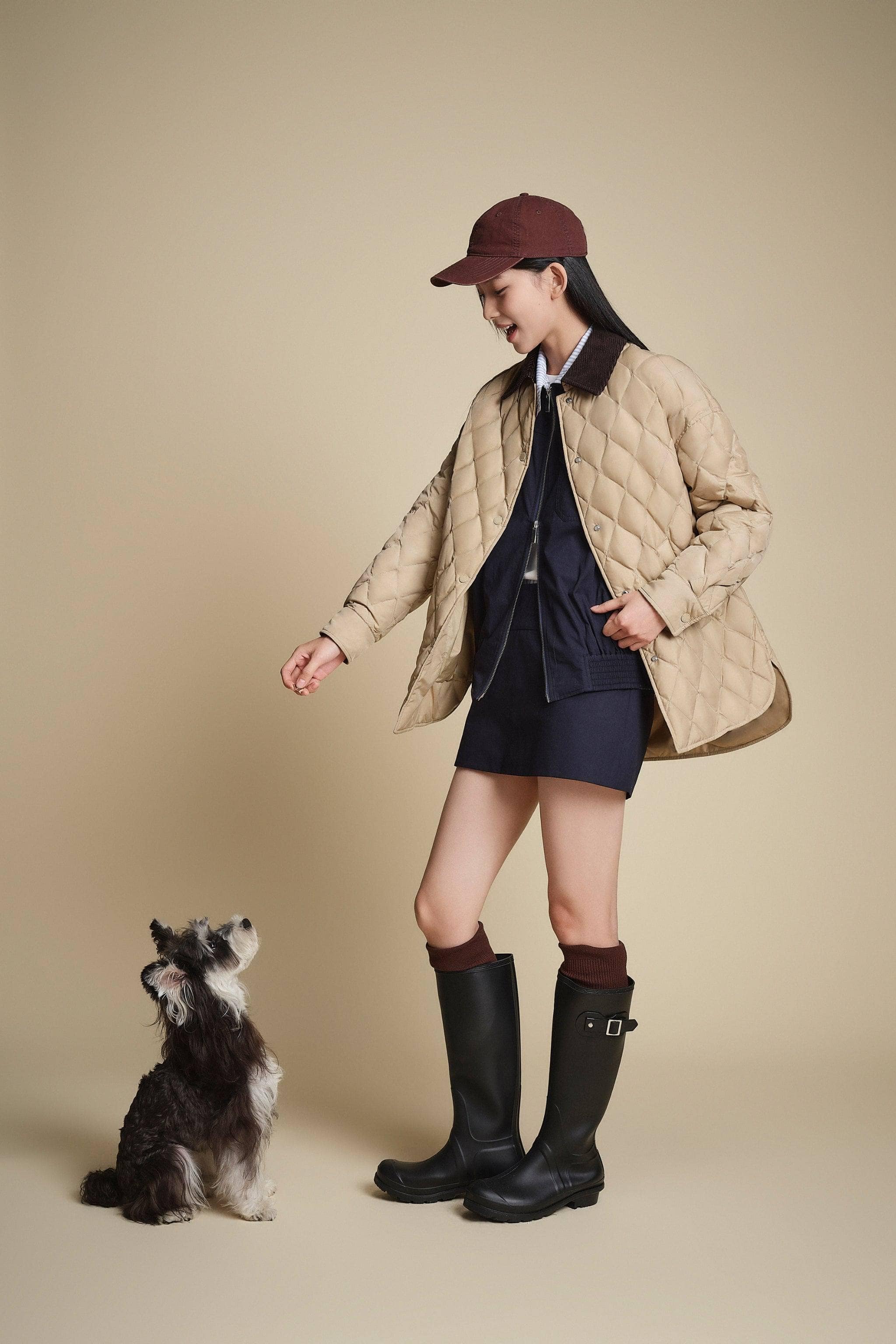 Women's Quilted Barn Down Jacket - Image 3