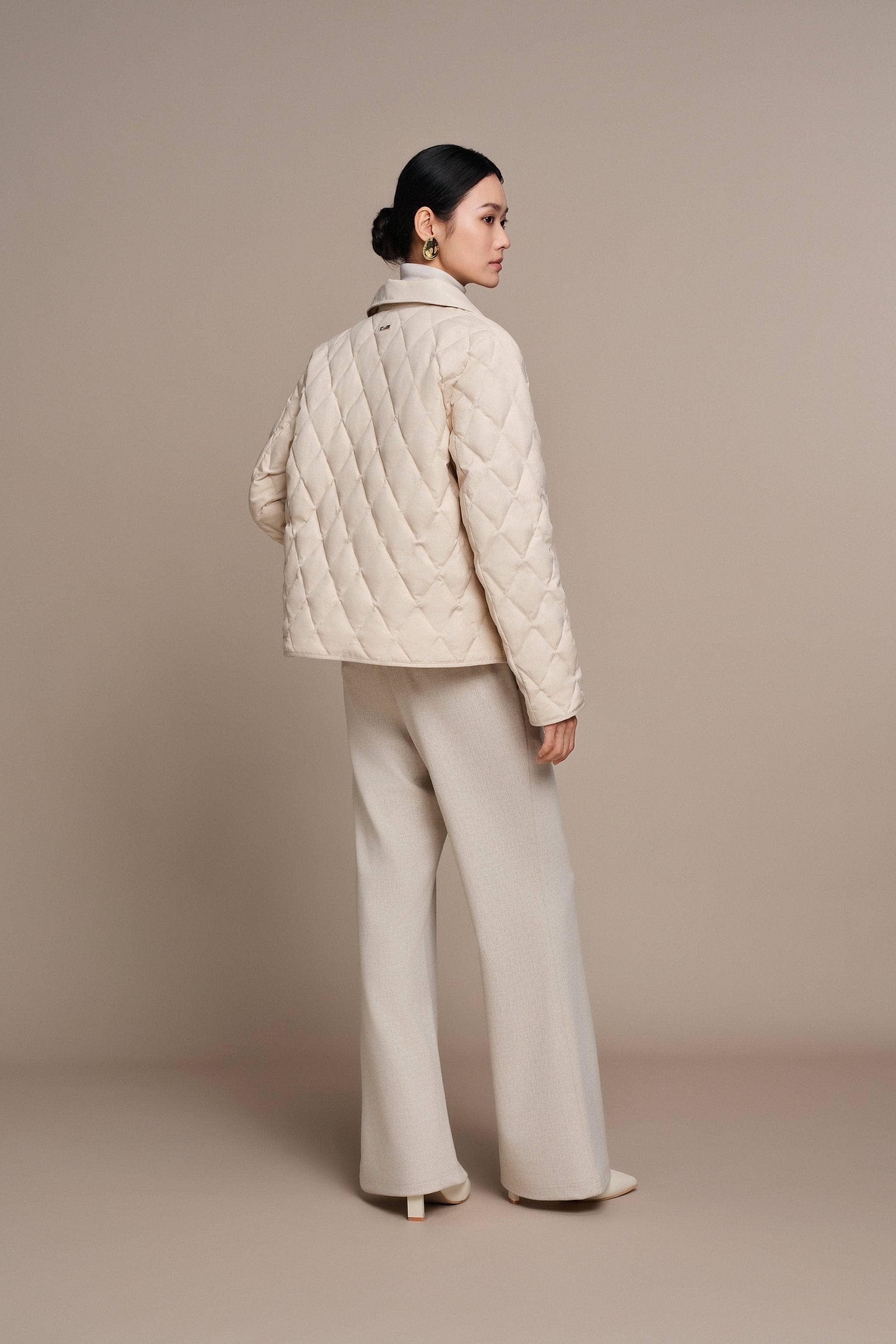 Women's Short Goose Down Quilted Coat - Image 13