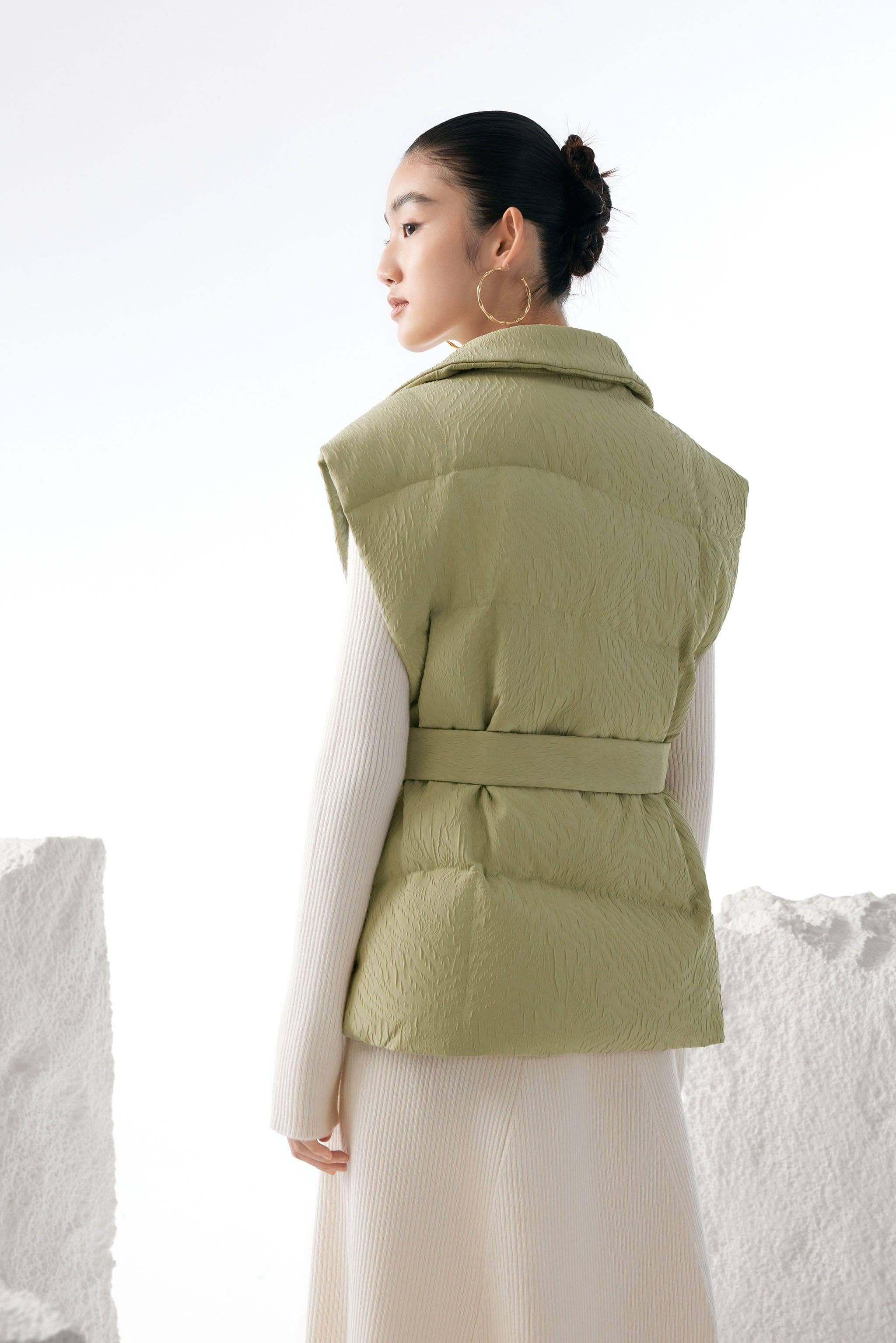 Women's Eastern Aesthetic Goose Down Gilet - Image 3